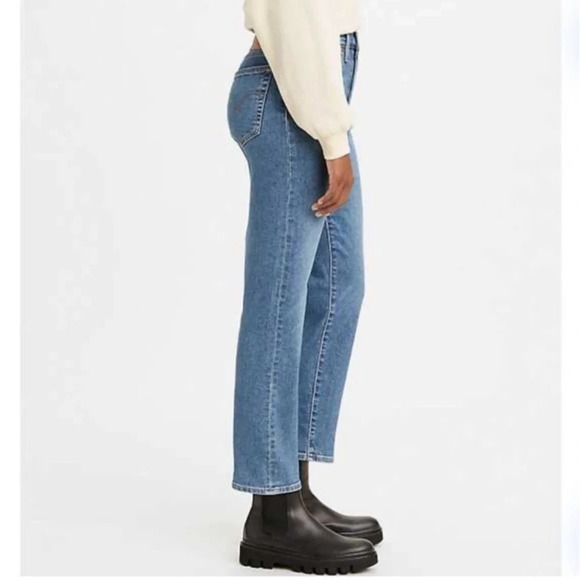 Levi's Wedgie Straight Medium Wash High Rise Button Fly Denim Jeans Size 30 - Picture 3 of 14